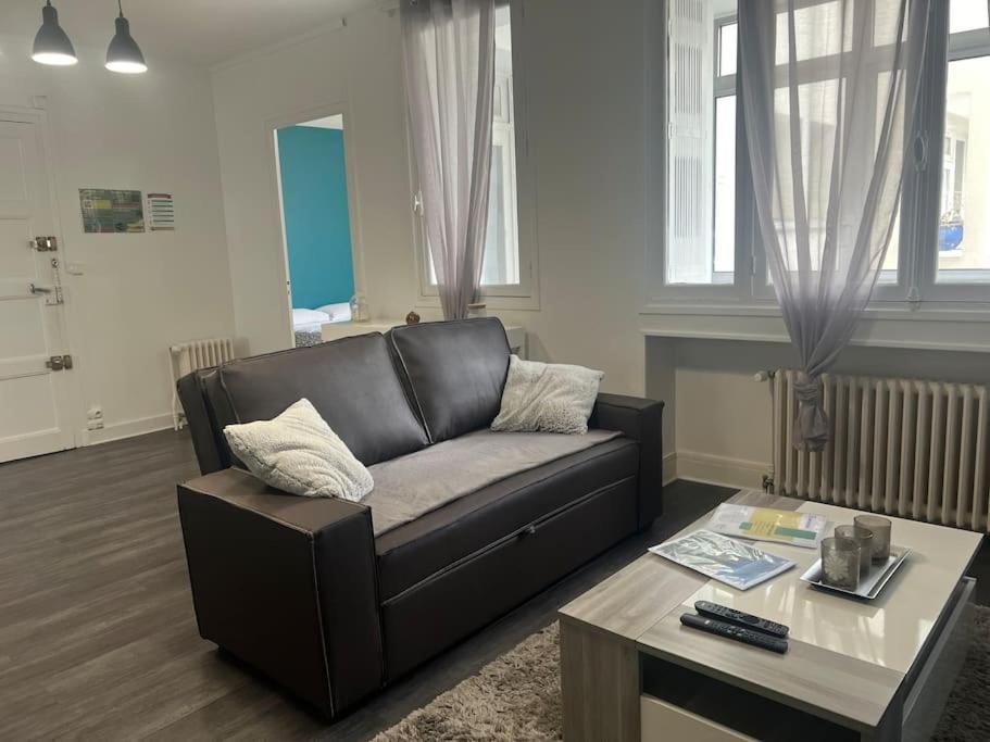 Appartement Proche Des Facs Lebon Clermont-Ferrand Ngoại thất bức ảnh